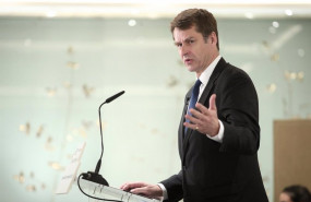 ep archivo   el embajador del reino unido en espana hugh elliott durante su intervencion en el