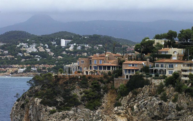 La vivienda en la costa es inmune al Covid: su precio sube un 0,5% en el último año