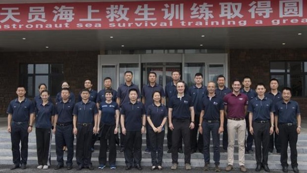ep astronautasesa entrenansupervivencia marinaprimera vezchinos