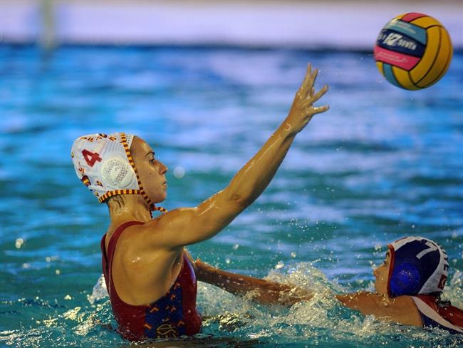 Bea Ortiz, con la selección española femenina de waterpolo | RFEN ep bea ortiz conseleccion espanola femeninawaterpolo