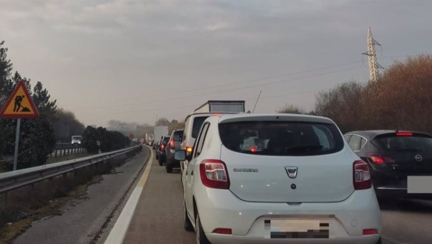 ep coches en una autopista