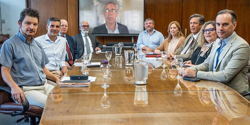 ep el banco central de uruguay reduce los tipos de interes en 75 puntos basicos hastael 575