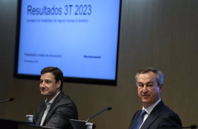 ep el director financiero de banco sabadell leopoldo alvear i y el consejero delegado del banco