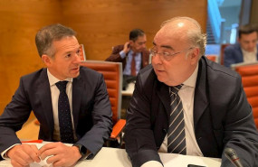 ep el portavoz del psoe ander gil y el portavoz adjunto tontxu rodriguez