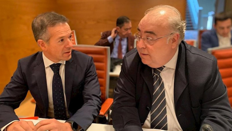 ep el portavoz del psoe ander gil y el portavoz adjunto tontxu rodriguez
