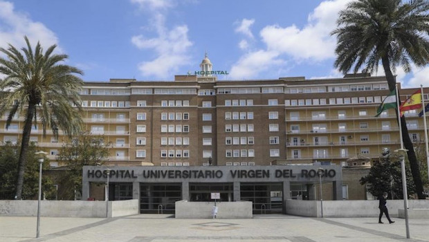 ep fachada del hospital universitario virgen del rocio al final de la segunda semana del estado de