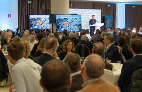 ep feijoo participa en un desayuno organizado por su partido en santiago