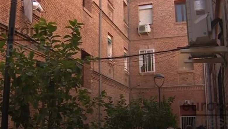 Foto del edificio en el que vivía la mujer asesinada en Tetuán | EUROPA PRESS ep fotoedificioque viviamujer asesinadatetuan
