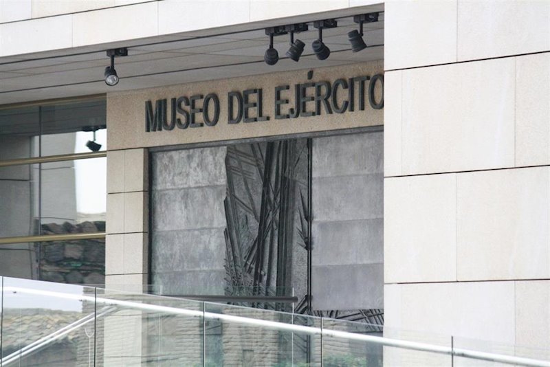 ep museo del ejercito fachada