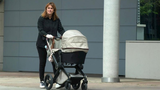 ep toni moreno sale a pasaer con su hija lola