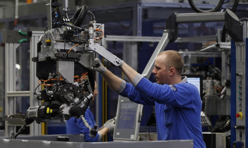 Recuperación del sector manufacturero de la eurozona: primera expansión del PMI desde 2022