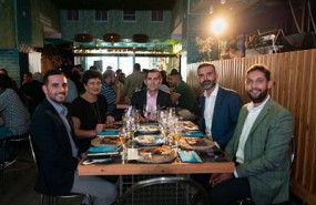 1634283981 ram n fern ndez pacheco alcalde de almer a con juan francisco mart nez carrasco director del instituto de turismo de la regi n de murcia en la mesa de autoridadesopt