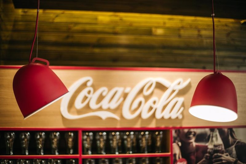 Coca-Cola lanzará una colección de NFT con motivo del orgullo en Polygon (MATIC)