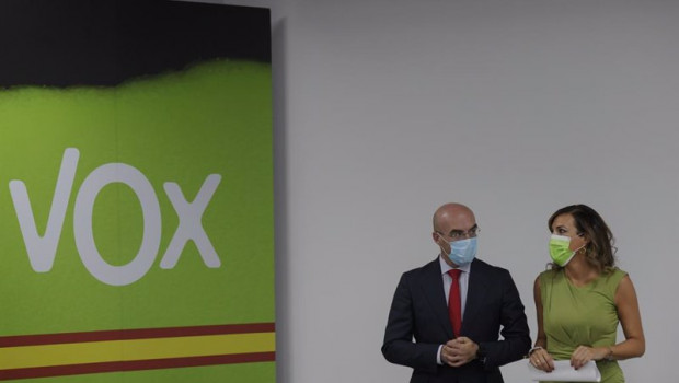 ep archivo   el vicepresidente primero de accion politica y eurodiputado de vox jorge buxade y la