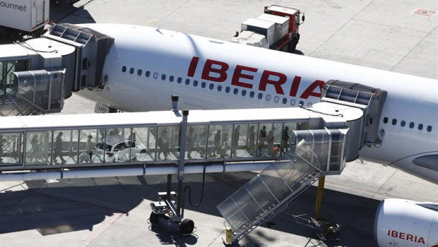 ep avion de iberia en barajas