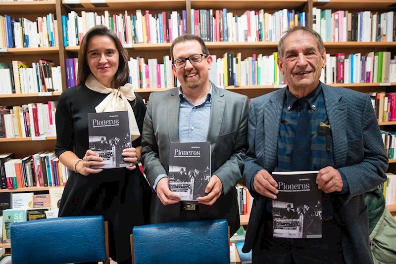 ep imagen de la presentacion del libro