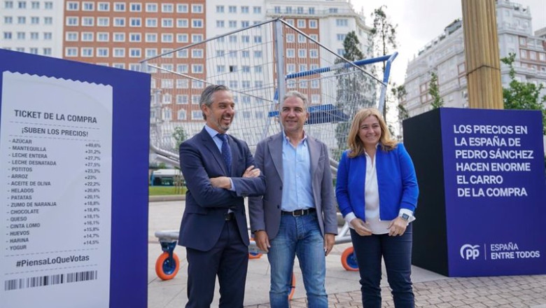 ep juan bravo elias bendodo e inmaculada sanz en un acto del pp denunciando la subida de los precios ep juan bravo elias bendodo e inmaculada sanz en un acto del pp denunciando la subida de los precios