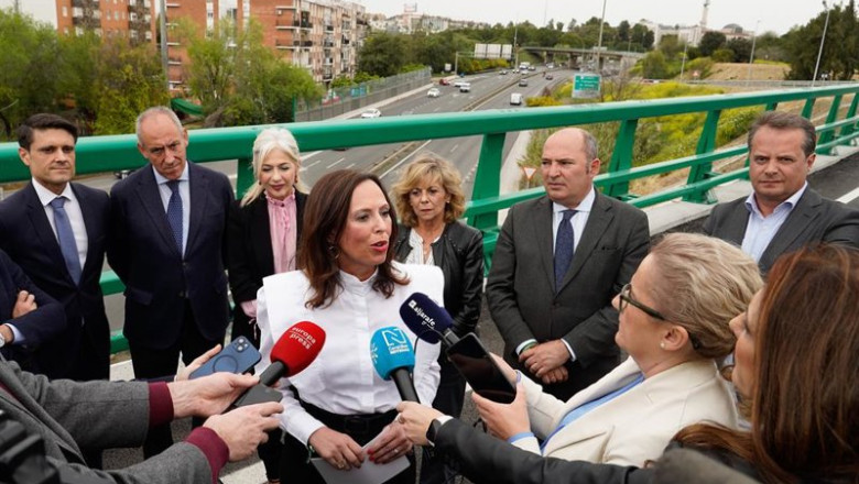 La consejera de Fomento, Articulación del Territorio y Vivienda, Rocío Díaz, inaugura junto a la consejera de Cultura y Deporte, Patricia del Pozo, el carril BUS-VAO del Aljarafe. A 19 de marzo de 2026,en Sevilla (Andalucía , España). La Junta de Andalucí | Gogo Lobato - Europa Press ep la consejera de fomento articulacion del territorio y vivienda rocio diaz inaugura junto a la