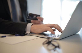 ep la ia en el ecommerce generara 3800 millones de negocio adicional en navidad segun closerstill ep la ia en el ecommerce generara 3800 millones de negocio adicional en navidad segun closerstill