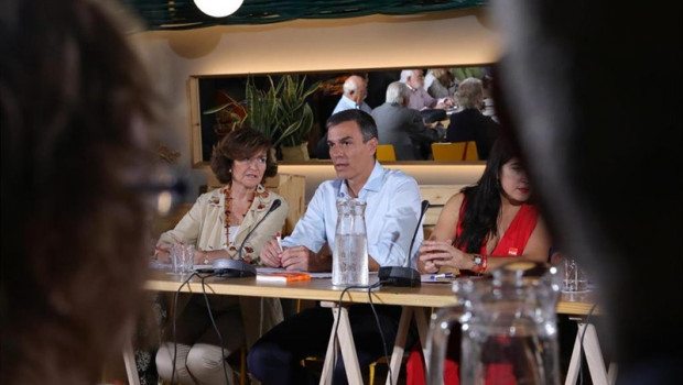ep la vicepresidenta del gobierno en funciones carmen calvo y el presidente del gibierno en