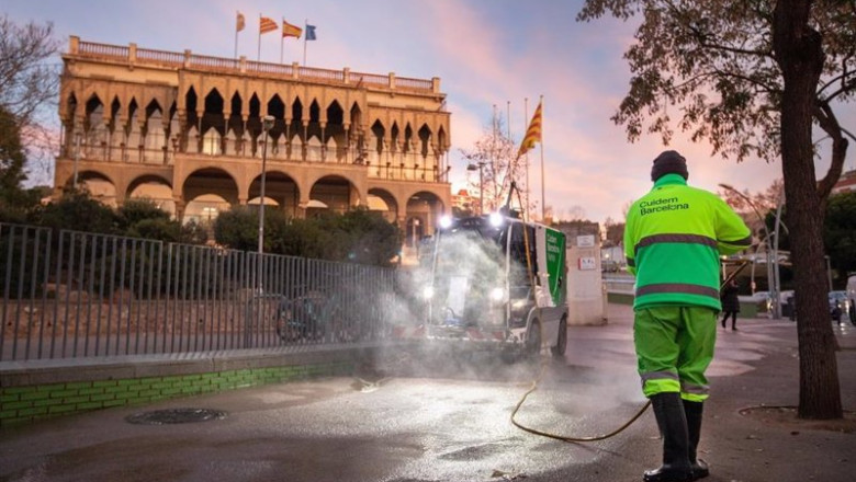 ep limpieza viaria de valoriza en barcelona ep limpieza viaria de valoriza en barcelona