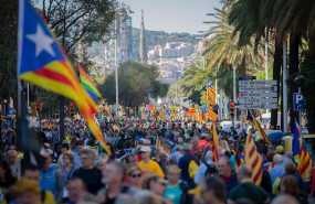 ep manifestacion independentista en barcelona en rechazo a la sentencia del 1-o y para pedir la