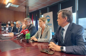 ep presentacion del acuerdo entre cepsa y arcgisa para producir hidrogeno verde a traves de la ep presentacion del acuerdo entre cepsa y arcgisa para producir hidrogeno verde a traves de la