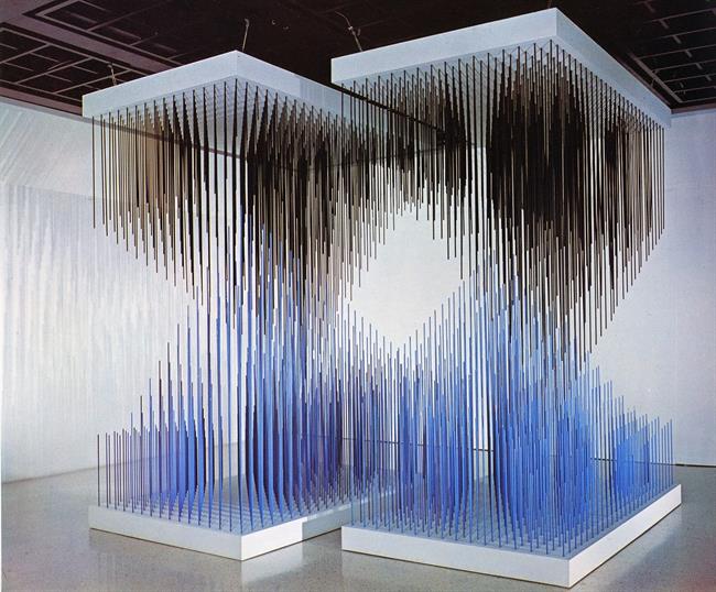 SOTO "Doble progresión azul y negro" | GUGGENHEIM ep soto doble progresion azulnegro