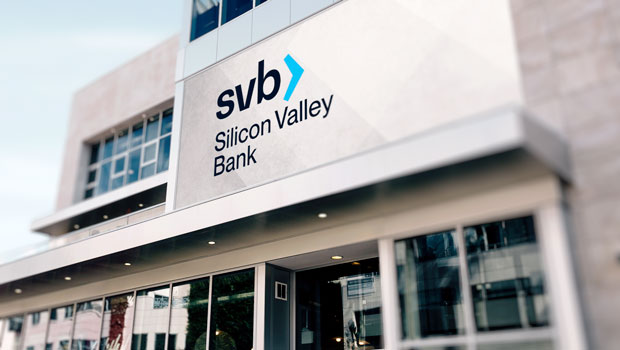 dl svb silicon valley bank logo collapse us usa united states of america california technology lender logo 3
