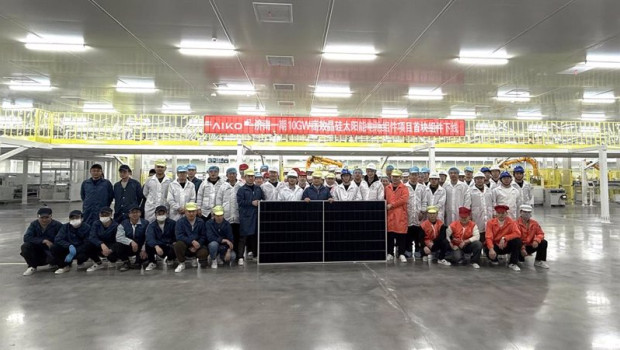 ep aiko inaugura su nueva planta en jinan china y produce su primer modulo solar