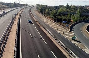 ep archivo   calzada sentido benavente madrid de la autovia de la ruta de la plata ap 66 en la