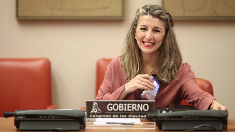 Archivo - La ministra de Trabajo y Economía Social, Yolanda Díaz, sonríe a su llegada a una comparecencia en el Congreso | Eduardo Parra - Europa Press - Archivo ep archivo la ministra de trabajo y economia social yolanda diaz sonrie a su llegada a una