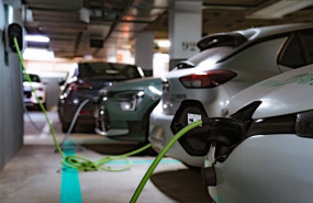ep archivo   parking en madrid de vehiculos de coches electricos