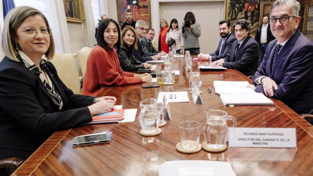 ep archivo   ultima reunion entre el ministerio y la consejeria de vivienda y transportes de la