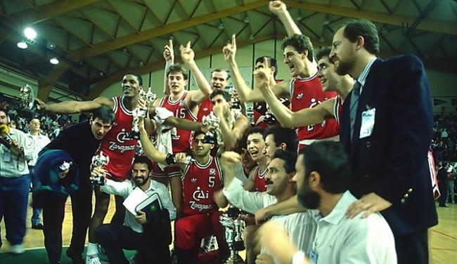 El CAI Zaragoza, liderado por Mark Davis, celebra el título de Copa del Rey | ACB MEDIA ep cai zaragoza lideradomark davis celebratitulocoparey