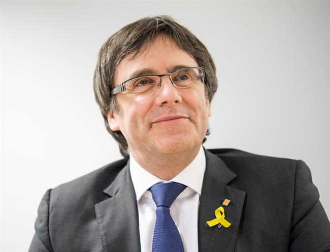 Carles Puigdemont ofrece una rueda de prensa en Berlín. | DPA ep carles puigdemont ofreceruedaprensaberlin