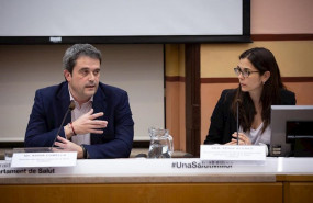 ep el director del servicio catalan de la salud de la generalitat adri comella y la directora del