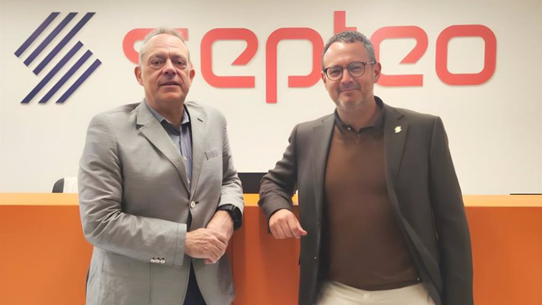 El director general de Grupo Septeo para España y Portugal, Manuel Ortiz, y el fundador de WitBooking, Ventura Martí. | GRUPO SEPTEO ep el director general de grupo septeo para espana y portugal manuel ortiz y el fundador de