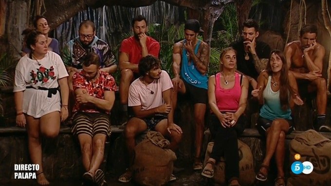 Imagen de los concursantes de Supervivientes en la palapa | TWITTER SUPERVIVIENTES ep imagen de los concursantes de supervivientes en la palapa