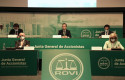 ep javier lopez belmonte encina vicepresidente de datos de rovi en el centro de la imagen