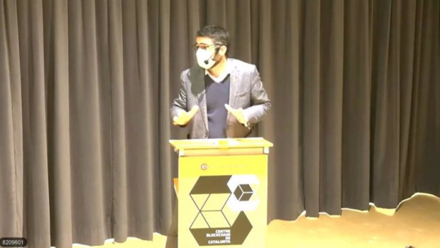 ep jordi puignero conseller de politicas digitales en la presentacion del centro blockchain de