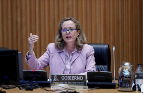 ep la vicepresidenta tercera y ministra de asuntos economicos nadia calvino comparece en el congreso