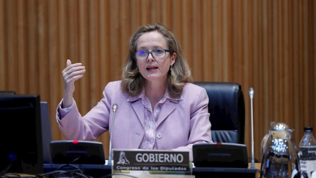 ep la vicepresidenta tercera y ministra de asuntos economicos nadia calvino comparece en el congreso
