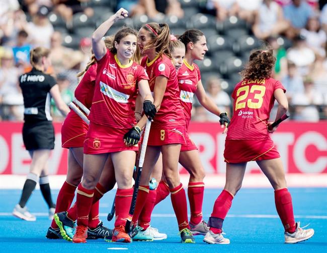 ep las jugadorasla seleccion femeninahockey hierba celebrangol