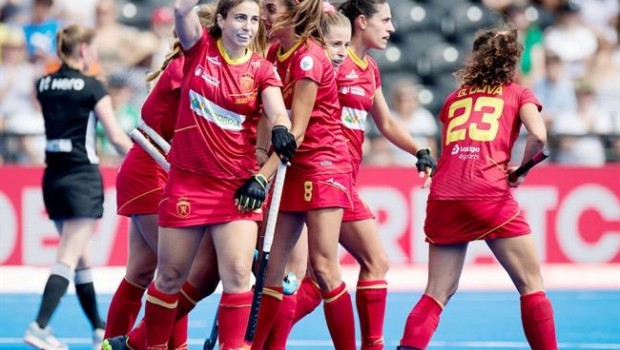 ep las jugadorasla seleccion femeninahockey hierba celebrangol