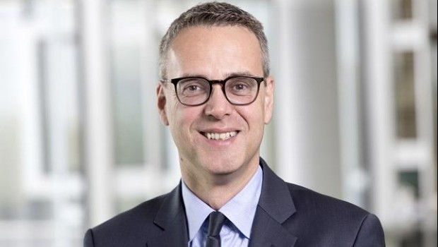 ep nuevo consejero delegadoporsche financial services holger peters