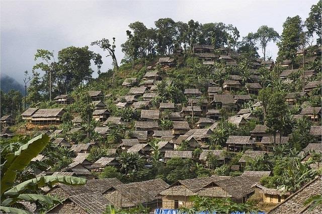 Refugio temporal en la frontera con Myanmar | CÁRITAS ep refugio temporalla fronteramyanmar