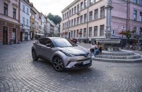 ep toyota c-hr 20180417135303
