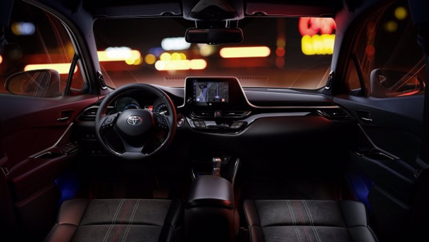 ep toyota c hr electric hybrid 2022 presenta novedades multimedia y de equipamiento