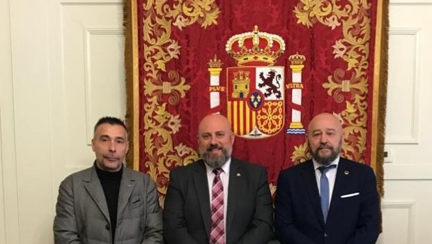 ep vicente pigueiras delegado de avt navarra jose luis arasti delegado del gobierno en navarra y